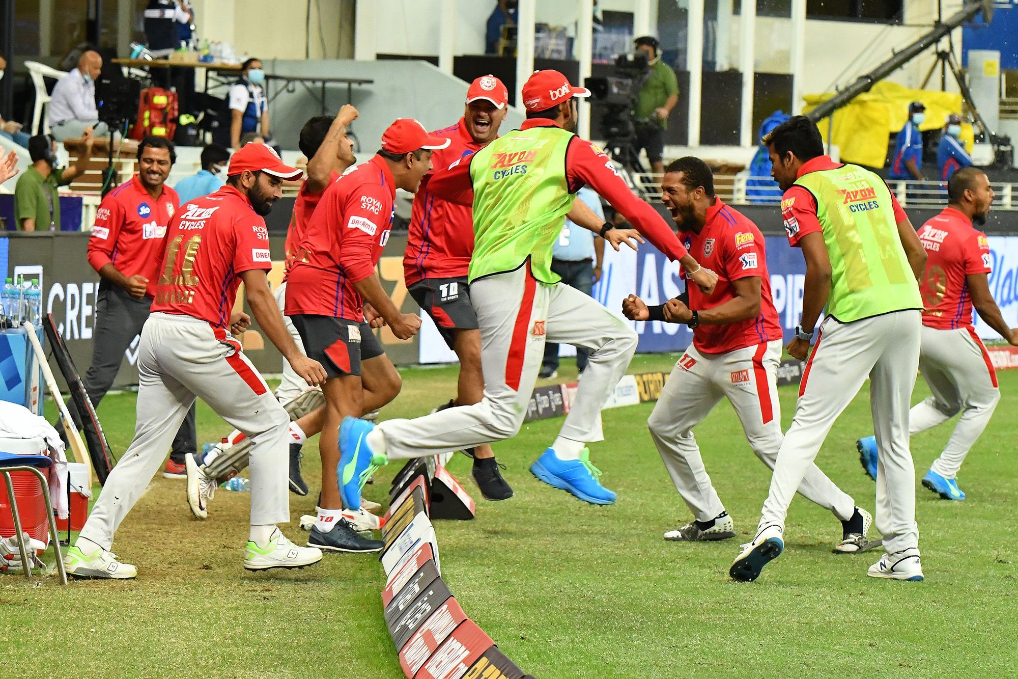 Jubilation in KXIP camp after super over win vs MI | BCCI/IPL
