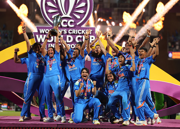 Indian women's team posing with the elusive World Cup trophy | Getty