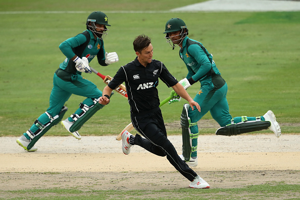 Trent Boult of New Zealland fields the ball during the 3rd One Day | GETTY