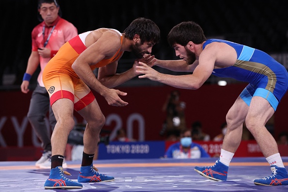 Ravi Dahiya lost to ROC's Zavur Uguev 4-7 in the Men's Freestyle 57 kg category final | Getty