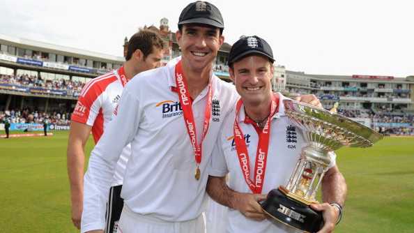 I could have done things differently with Kevin Pietersen, says Sir Andrew Strauss