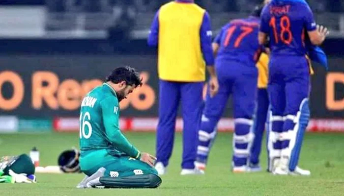 Mohammad Rizwan doing namaz during a drinks break in Ind v Pak T20 WC 2021 match | Screengrab 