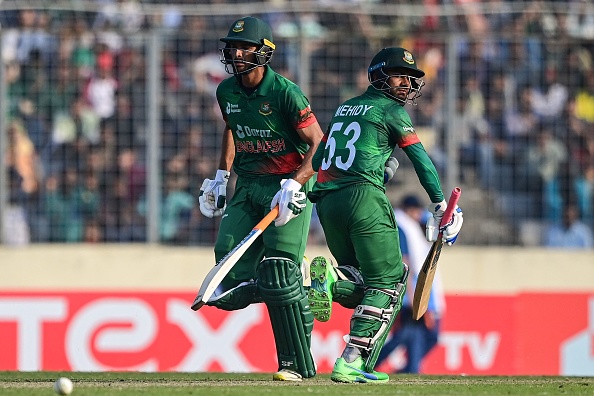 Mahmudullah and Mehidy added 148 runs for 7th wicket as Bangladesh made 271/7 | Getty