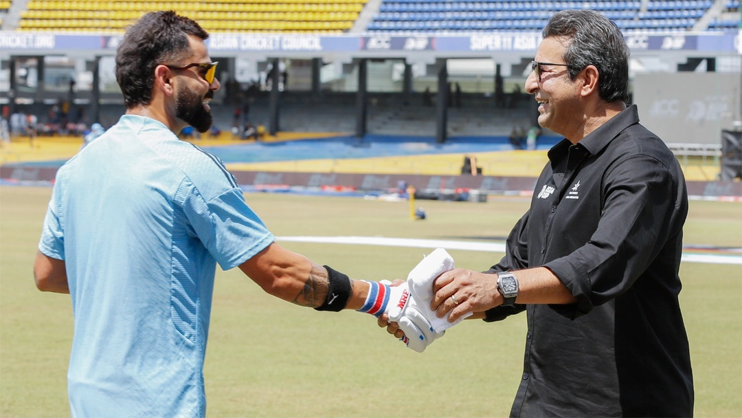 Virat Kohli meets Wasim Akram | X