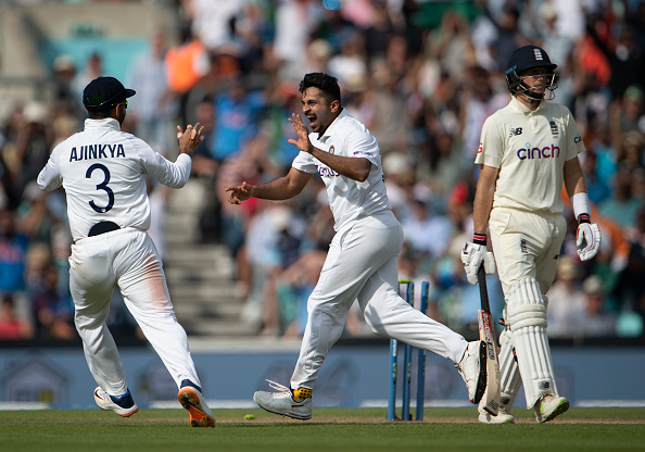 Shardul Thakur celebrates the fall of England captain Joe Root | Getty