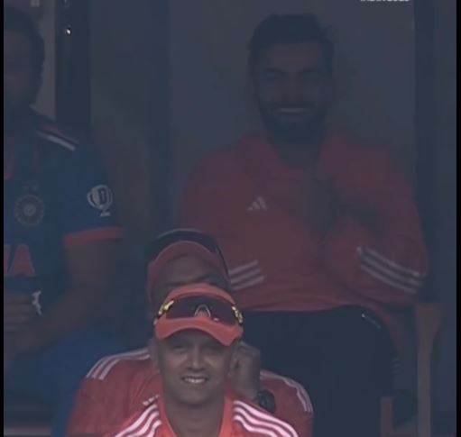 Virat Kohli laugs as he claps for Rahul Dravid | Instagram