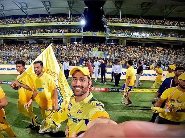 MS Dhoni | CSK Twitter