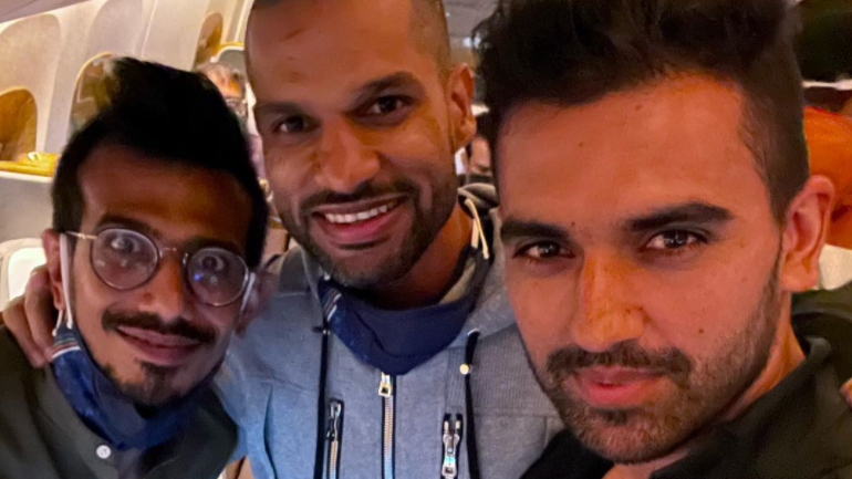 Shikhar Dhawan shuts down troll over a negative comment on his post 