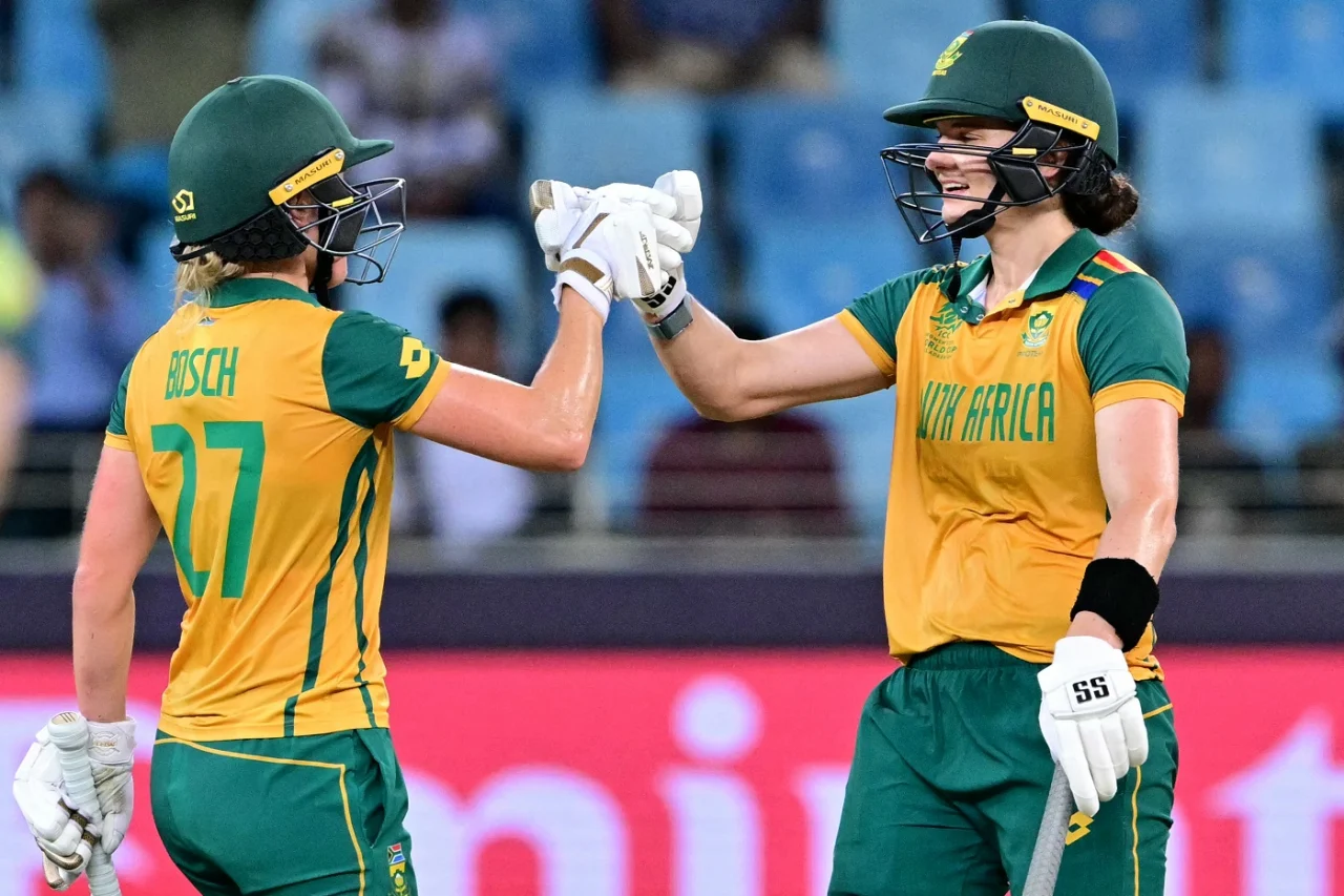 Anneke Bosch and Laura Wolvaardt celebrate South Africa's win | Getty 