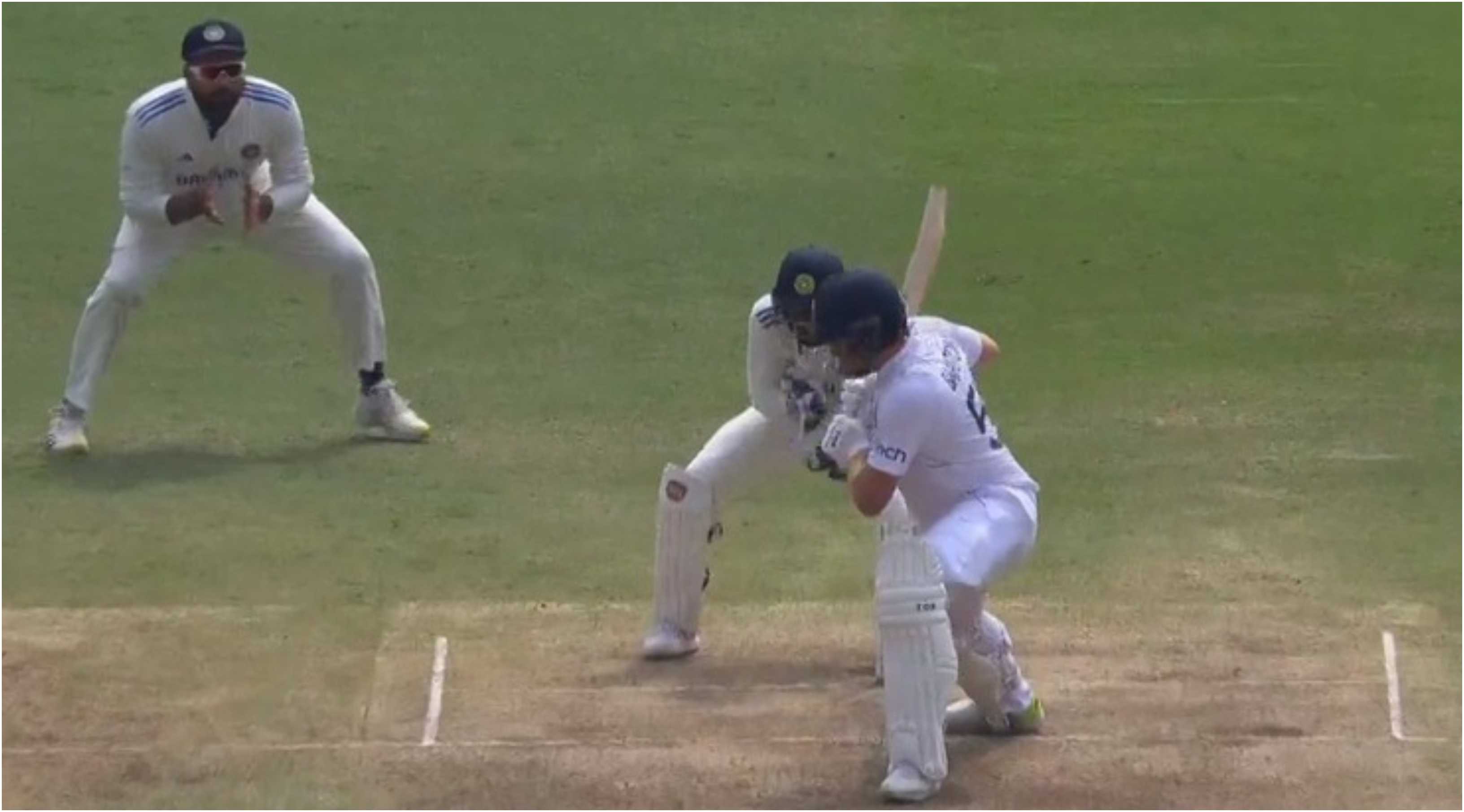 Ravindra Jadeja cleaned up Jonny Bairstow with a straight delivery | JioCinema