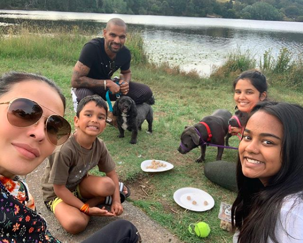 Shikhar Dhawan with his family | Instagram