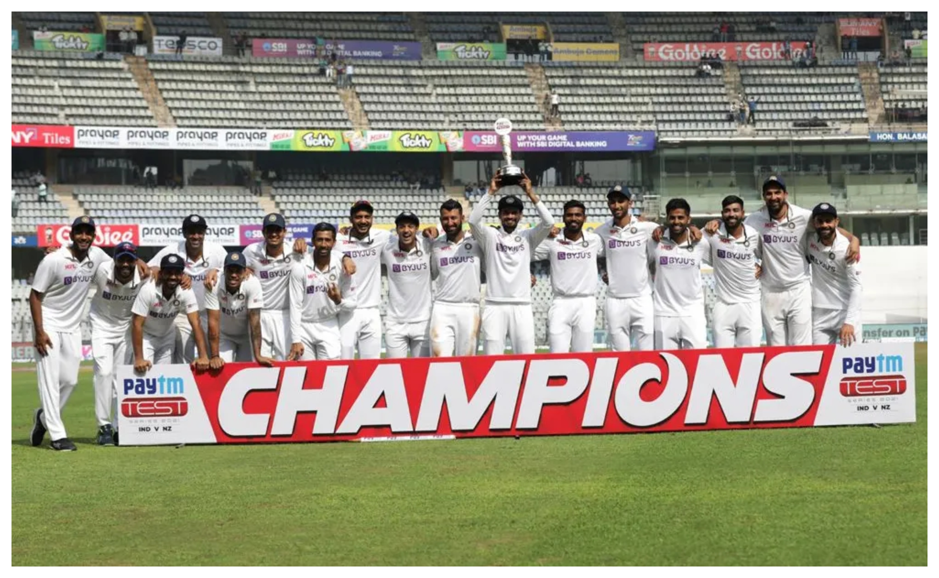 Indian players pose with the trophy after winning the Test series | BCCI