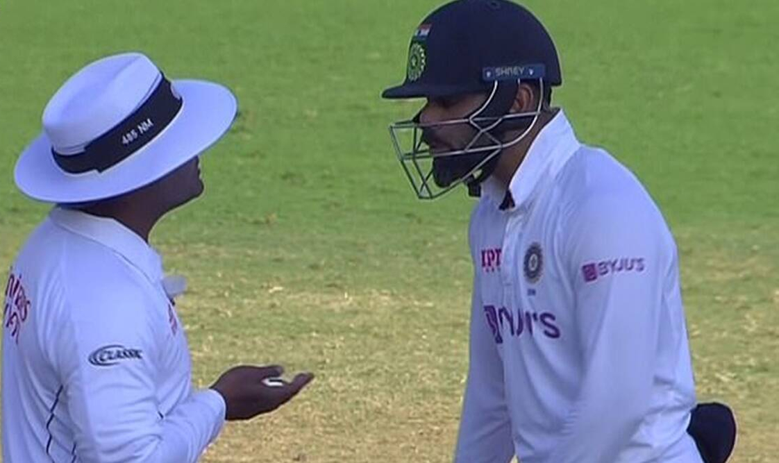 Virat Kohli arguing with Nitin Menon | Screengrab