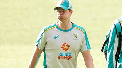 AUS v IND 2020-21: Steve Smith leaves training due to sore back ahead of Test series opener