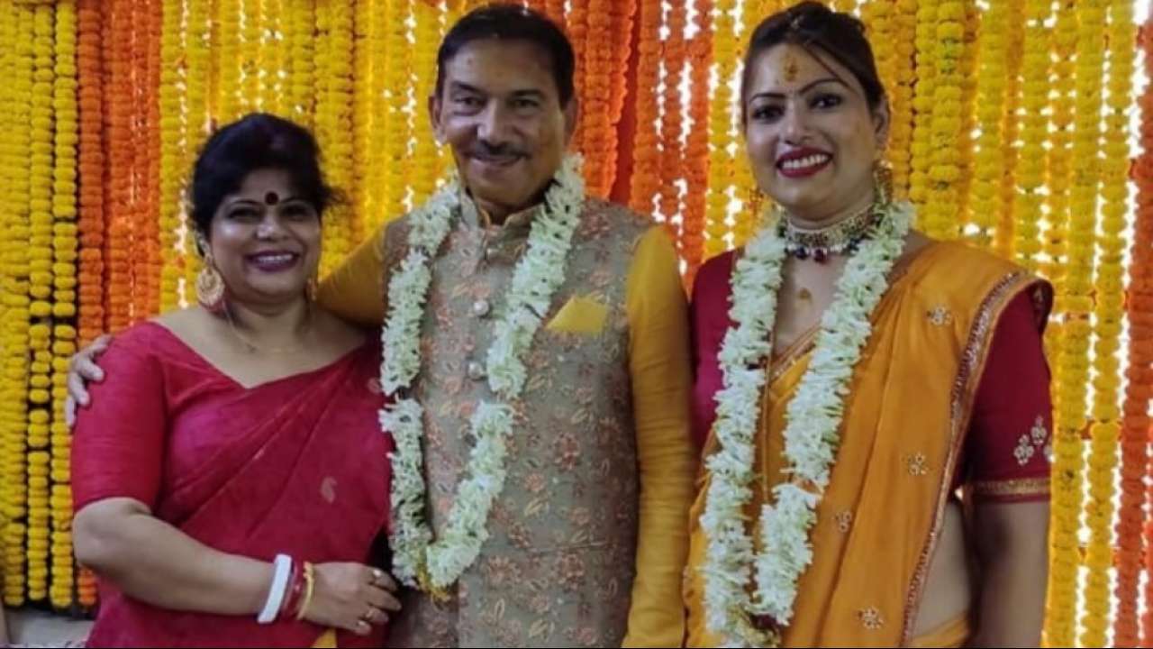 Arun Lal with his first wife Reema (R) and second wife Bulbul (L) | Twitter