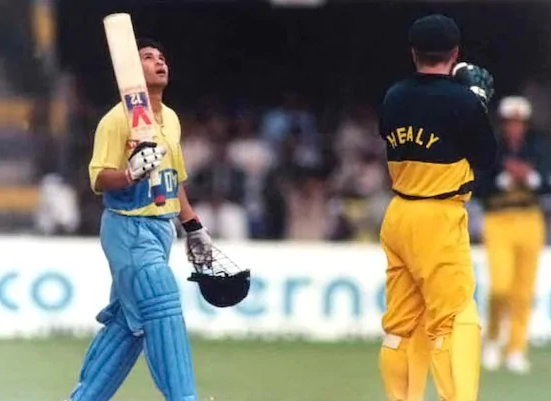 Sachin Tendulkar celebrates his first ODI century | Twitter
