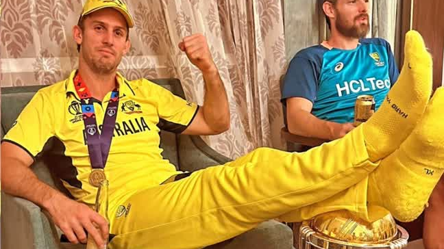 “Obviously no disrespect meant in that photo”- Mitchell Marsh on viral photo of feet on CWC trophy