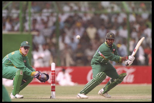 Saleem Malik in action for Pakistan during 1996 World Cup | Getty