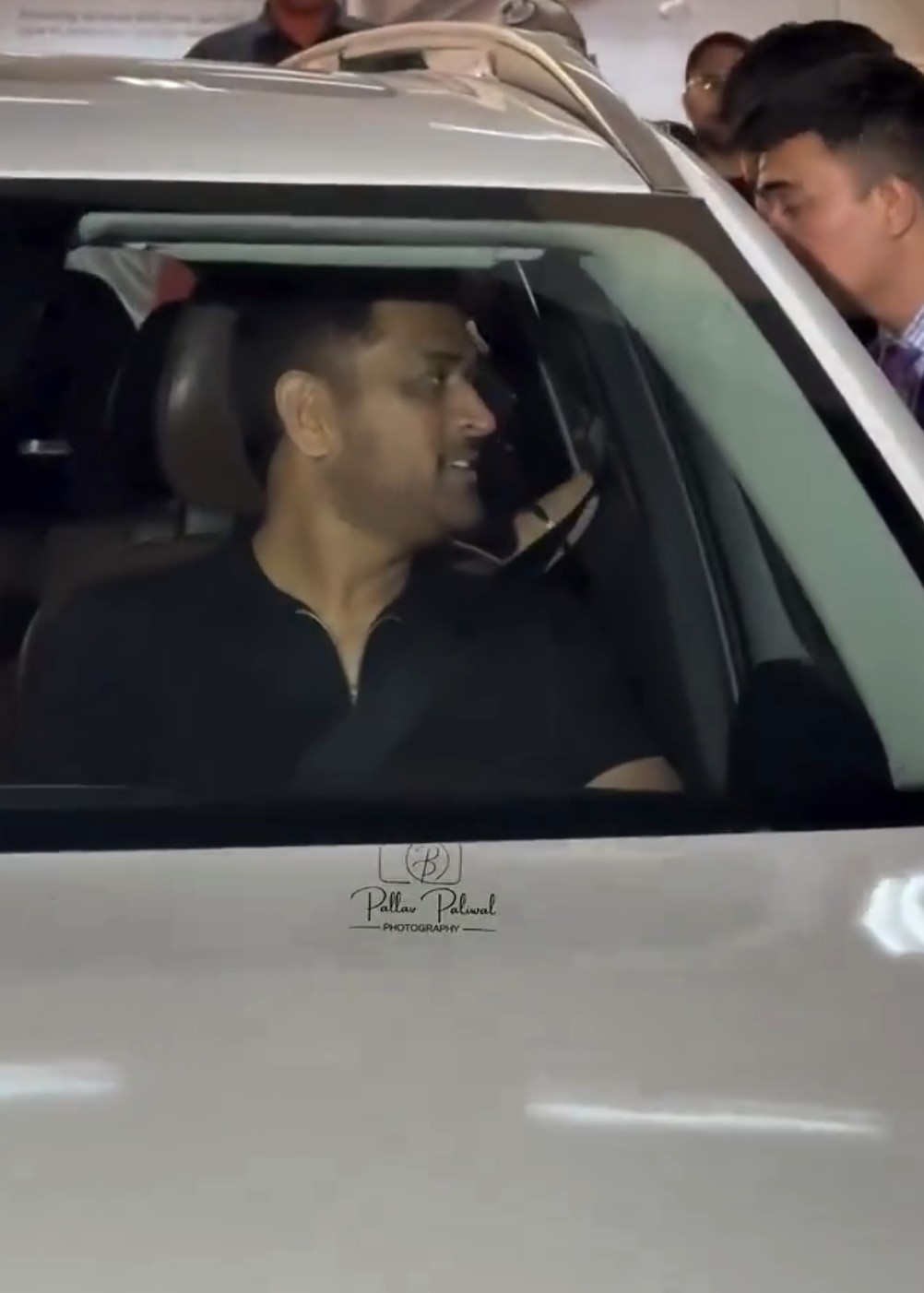 MS Dhoni landed in Ahmedabad ahead of T20 WC 2026 final | X