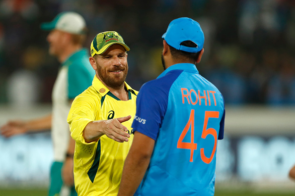 Aaron Finch congratulates Rohit Sharma on winning T20I series | Getty Images