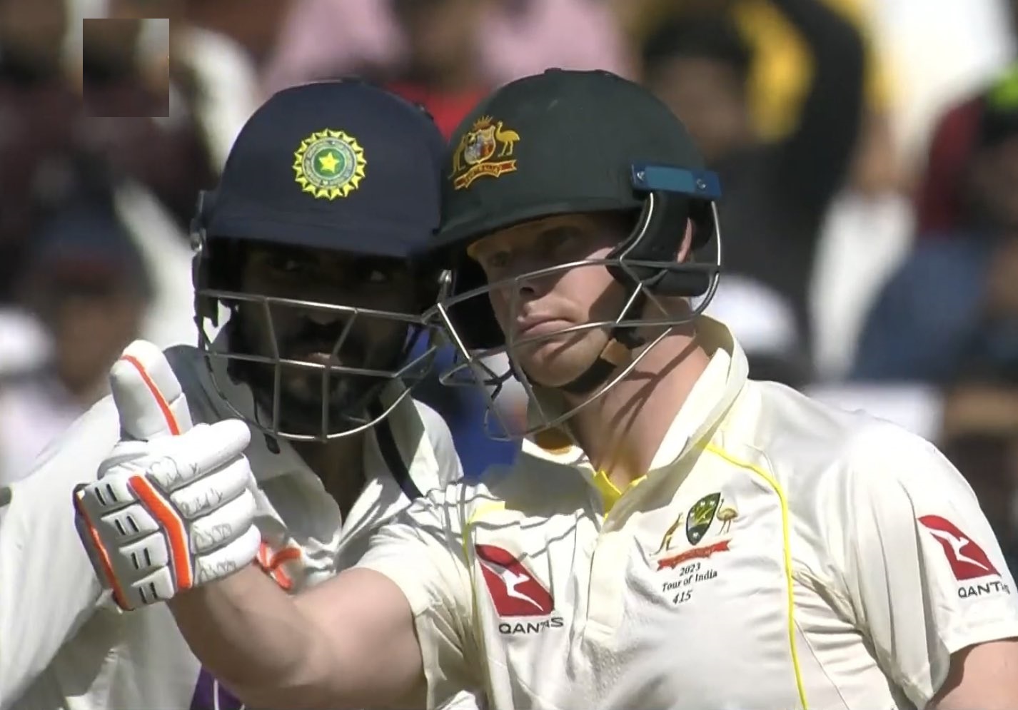Steve Smith giving thumbs up after facing a good ball | Twitter