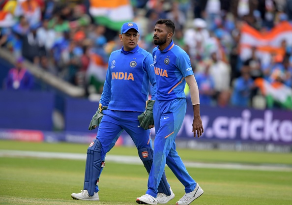 MS Dhoni and Hardik Pandya | Getty Images