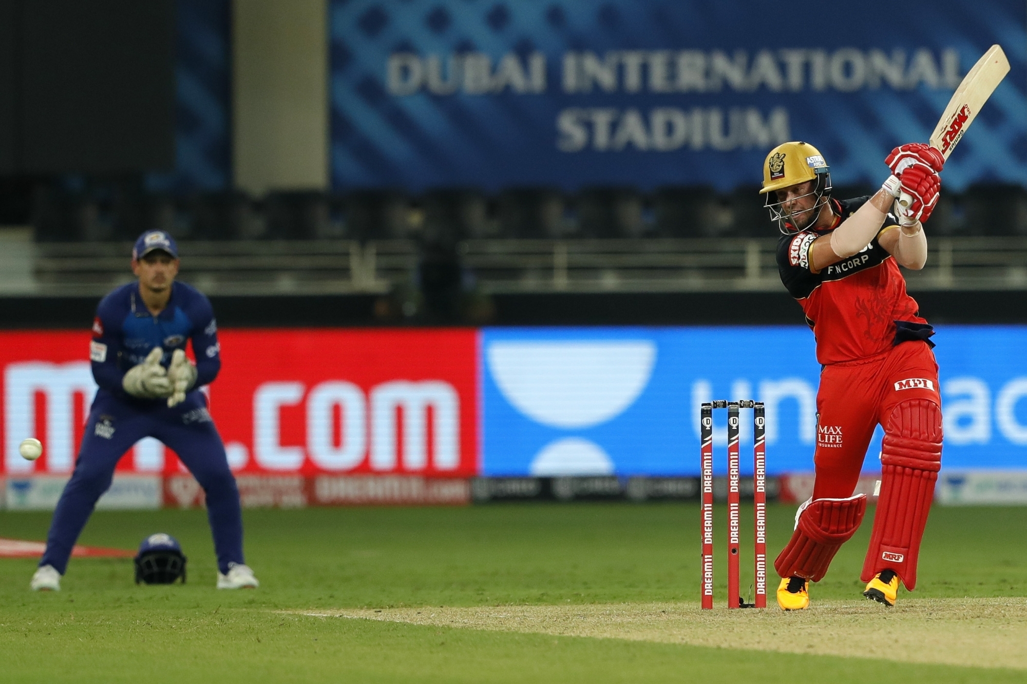 Man of the Match AB de Villiers scored 55* runs off 24 balls against Mumbai Indians in Dubai. (Photo - IANS)