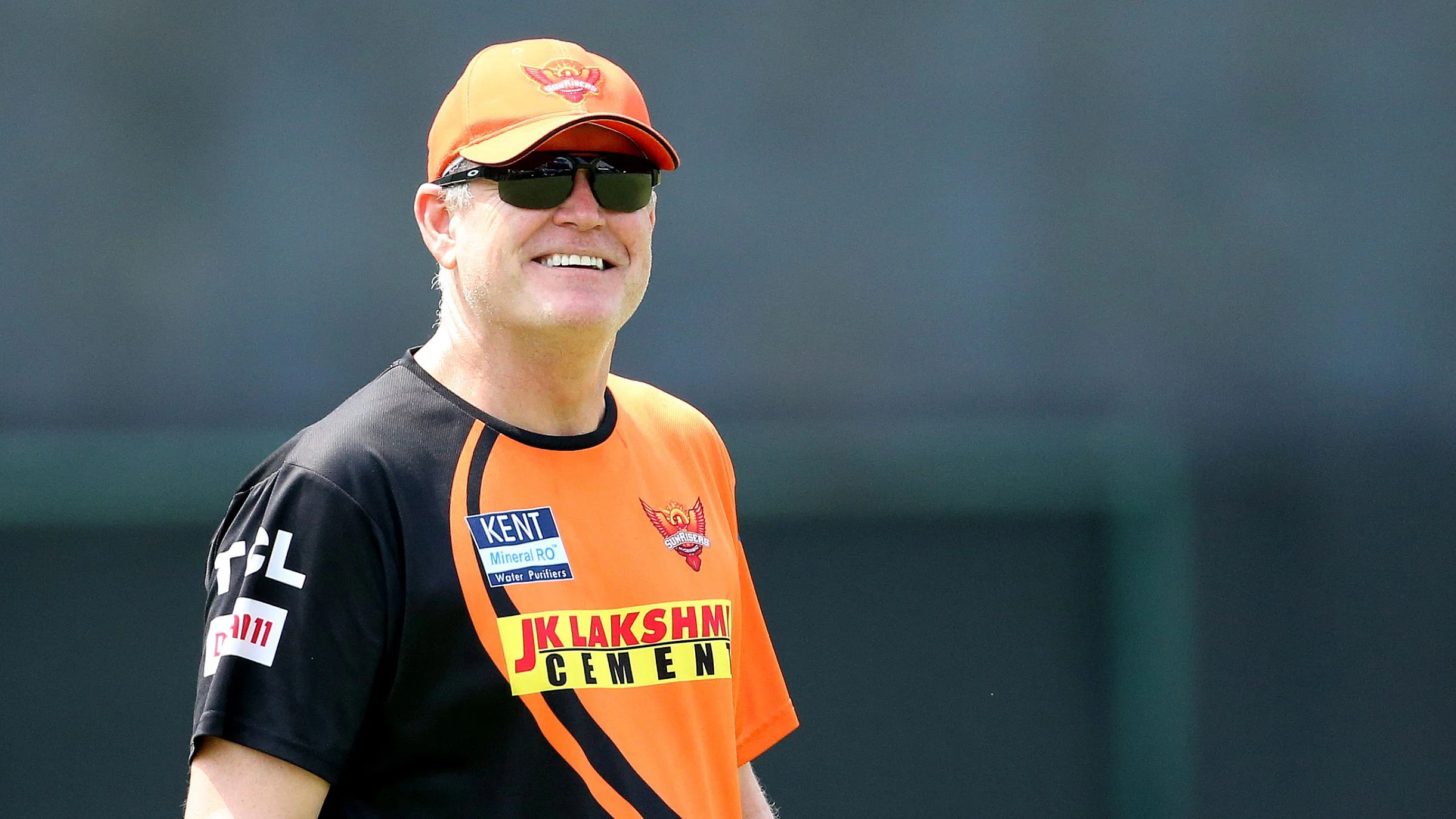  /></p>
<p>Former Australia cricketer and well-known coach Tom Moody has reportedly set his sights on the high-profile job of the Indian cricket team’s head coach.</p>
<p>56-year-old Moody is currently serving as Sunrisers Hyderabad (SRH) Director of Cricket in the Indian Premier League (IPL) and Sri Lankan team’s Director of Cricket.</p>
<p>The 1987 and 1999 World Cup-winning all-rounder has expressed his desire to be the next head coach of Team India, though; he had previously applied for the top post in 2017 and 2019, but the former all-rounder was never considered for the job.</p>
<p>With Ravi Shastri’s contract as India’s head coach set to end after the conclusion of the upcoming ICC T20 World Cup 2021, Moody is expected to apply for the high profile job, as Shastri has already confirmed that he won’t be seeking an extension.</p>
<p>A Foxsports.com.au report stated: <em>“It’s understood the former World Cup-winner and well-traveled coach is eyeing the Indian coaching job, which is set to be vacated by (Ravi) Shastri following the impending T20 World Cup.”</em></p>
<p>Moody coached SRH for seven years from 2013 to 2019 and led the franchise to their only IPL title in 2016 with then skipper David Warner.</p>
<p><img decoding=