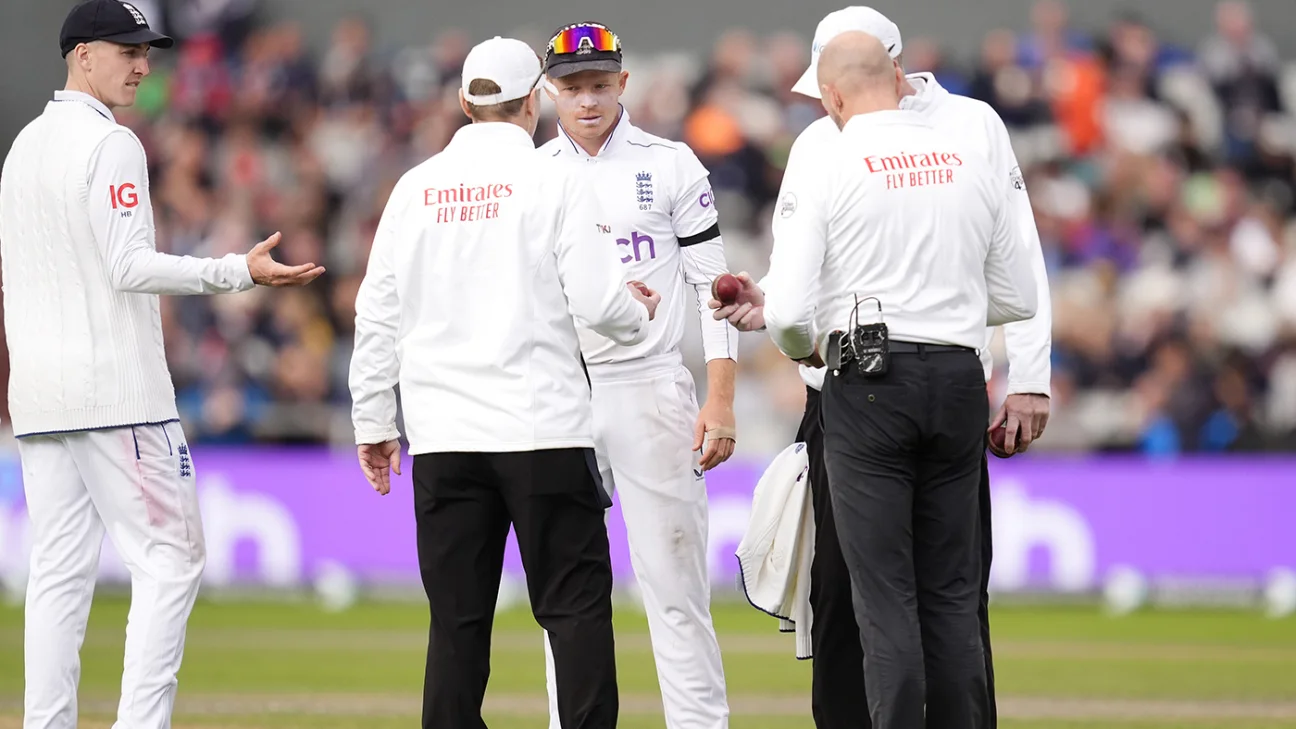 Umpires changing balls during Sri Lanka second innings | Getty