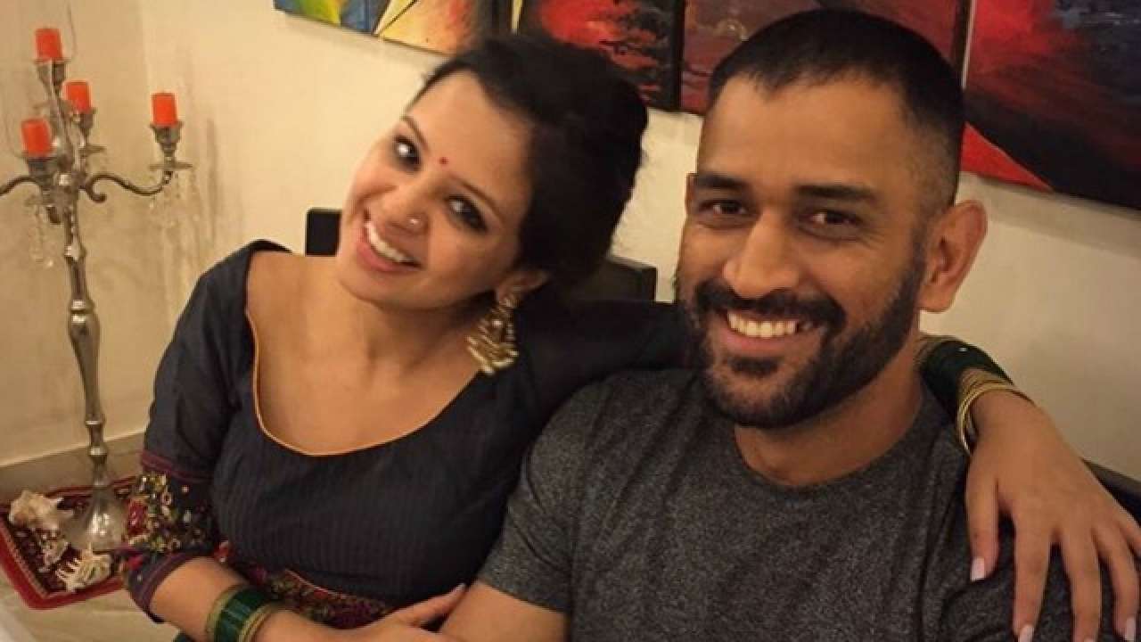 MS Dhoni married Sakshi in 2010