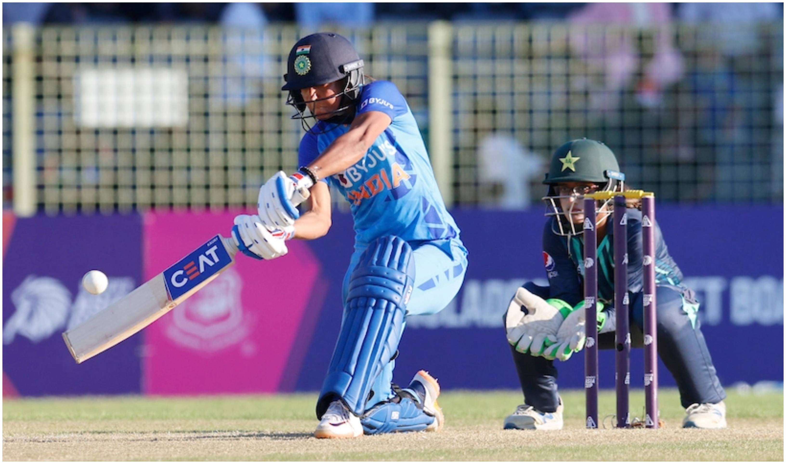 Harmanpreet Kaur came out to bat at No. 7 | ACC