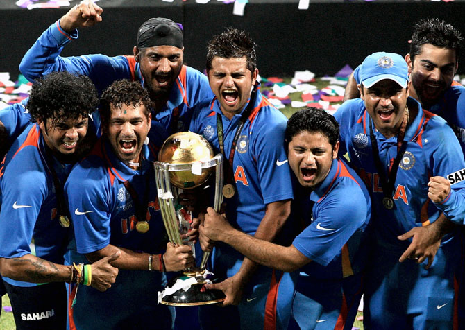 Sreesanth with the 2011 WC winning Indian team | Getty