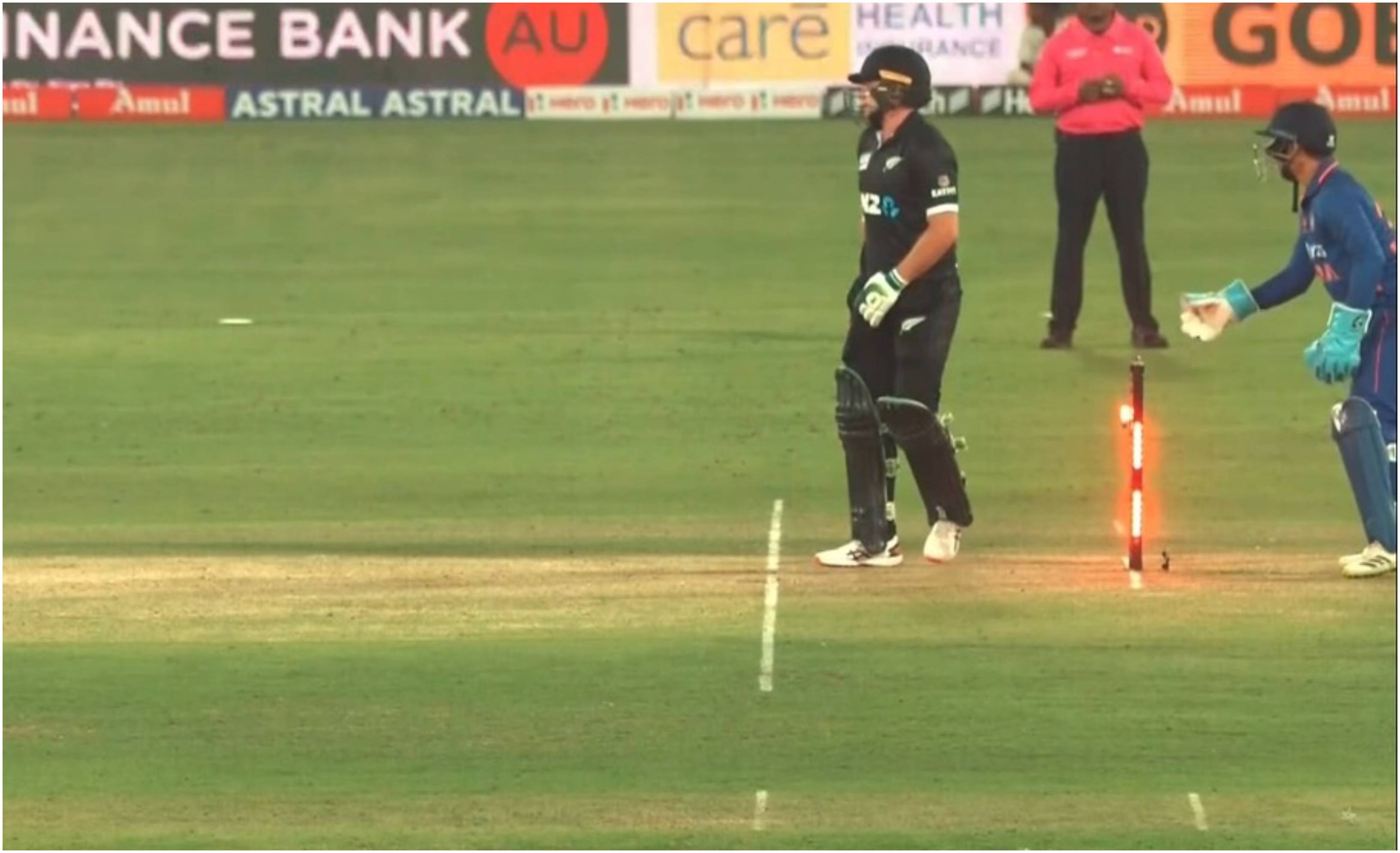 Ishan Kishan played a trick against Tom Latham | Hotstar/Screengrab