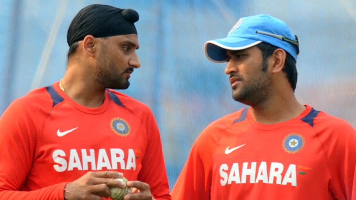 Harbhajan Singh and MS Dhoni | Getty