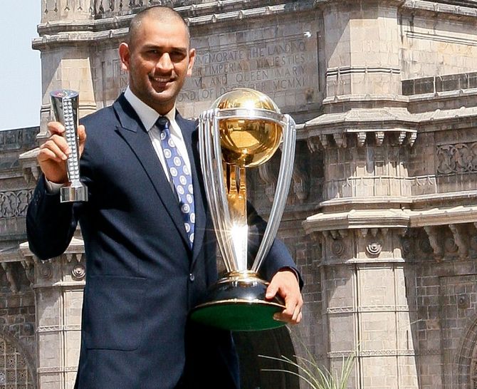 MS Dhoni posed with the World Cup trophy outside the Gateway of India in his new avatar | AFP