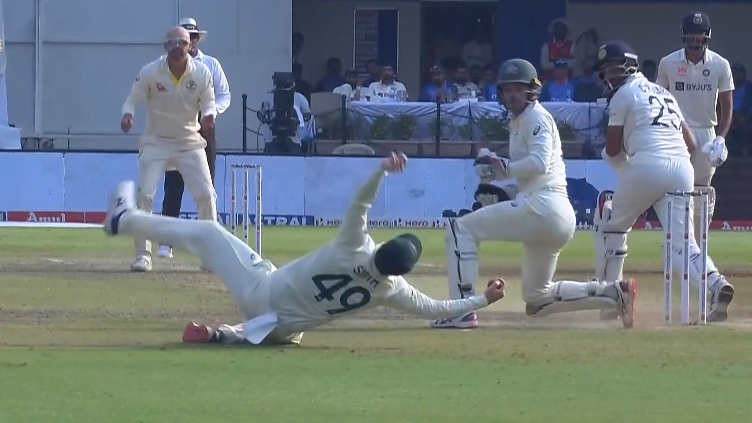 IND v AUS 2023: WATCH - Steve Smith grabs one-handed stunner to end Pujara's defiant knock