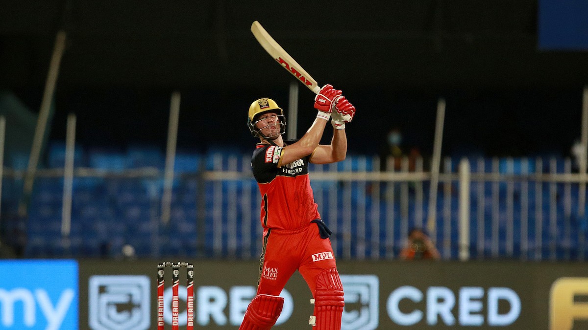 IPL 2020: WATCH- AB de Villiers blows KKR bowlers away in a special Sharjah knock