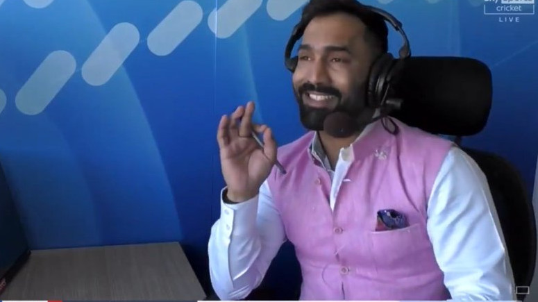 Dinesh Karthik shares his experience in UK through a hilarious meme-worthy picture 