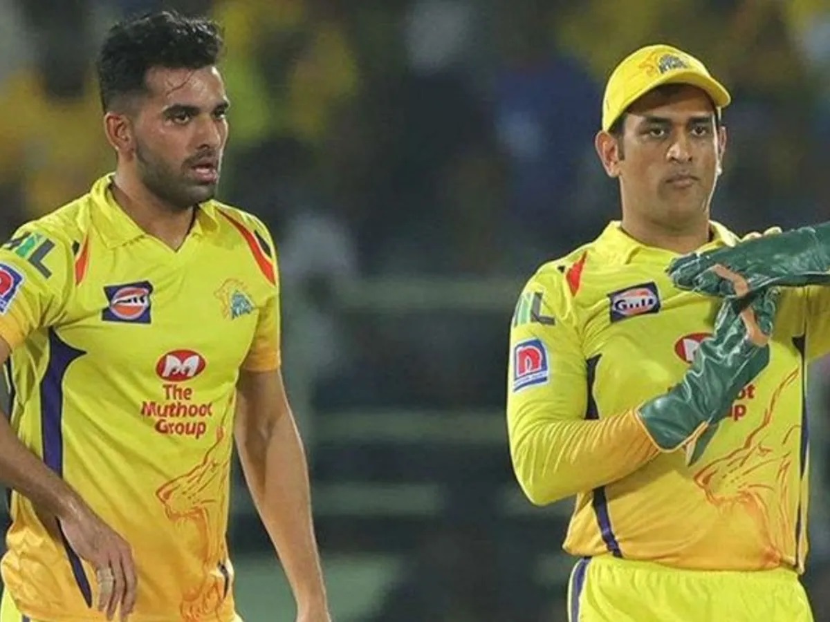 Deepak Chahar with MS Dhoni during IPL | Twitter