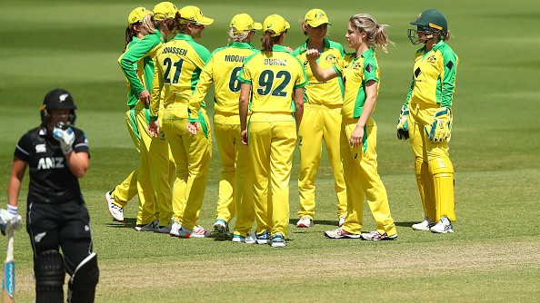 Bowlers dominate as Australia beat New Zealand by seven wickets in first women's ODI