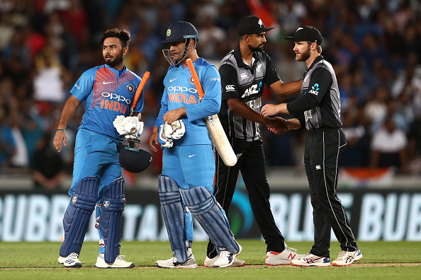 Rishabh Pant made full use of his opportunity to bate with Dhoni in Auckland | Getty Images 