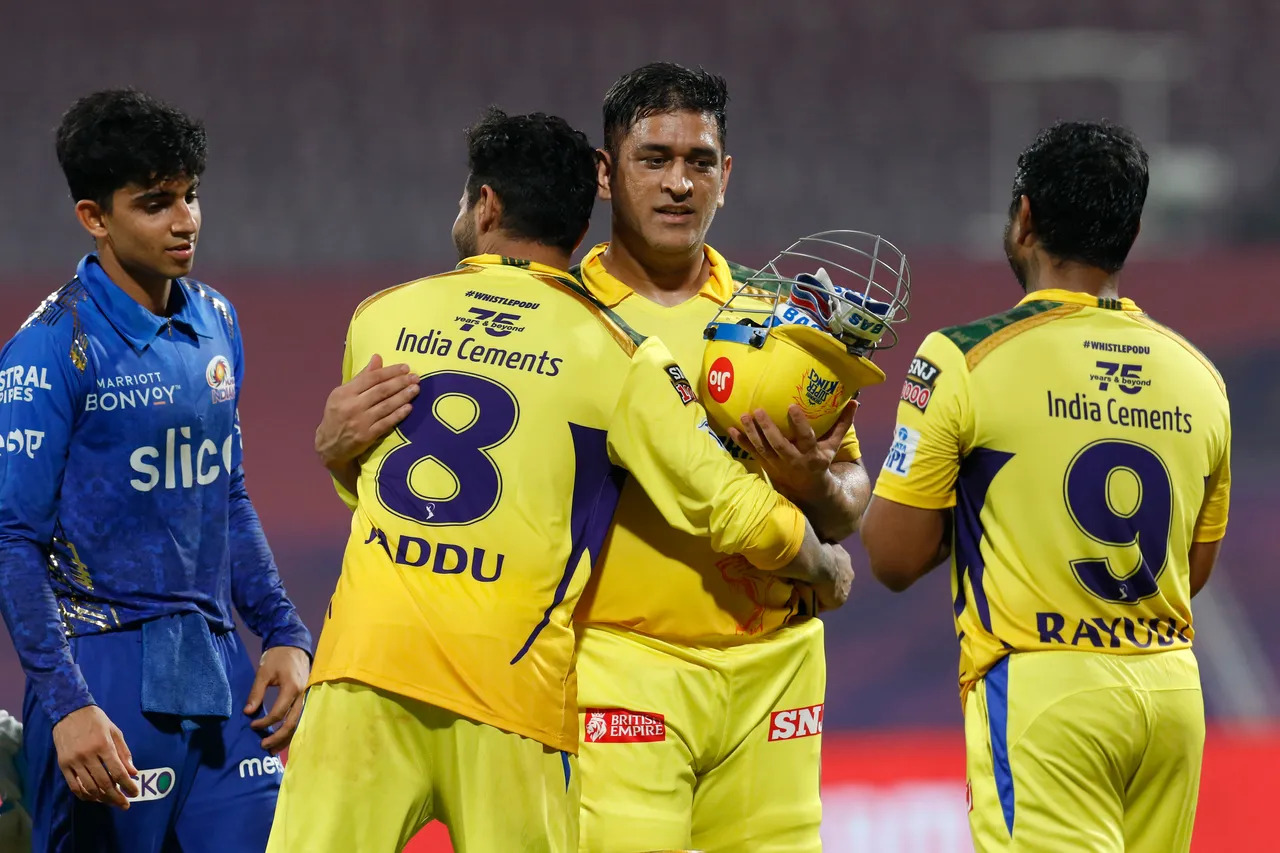Ravindra Jadeja praised MS Dhoni that he can still finish games in his unique style | Courtesy: BCCI-IPL