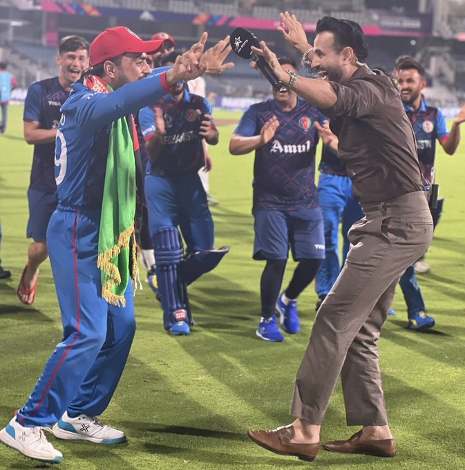 Irfan Pathan dancing with Rashid Khan after Afghanistan defeated Pakistan | X