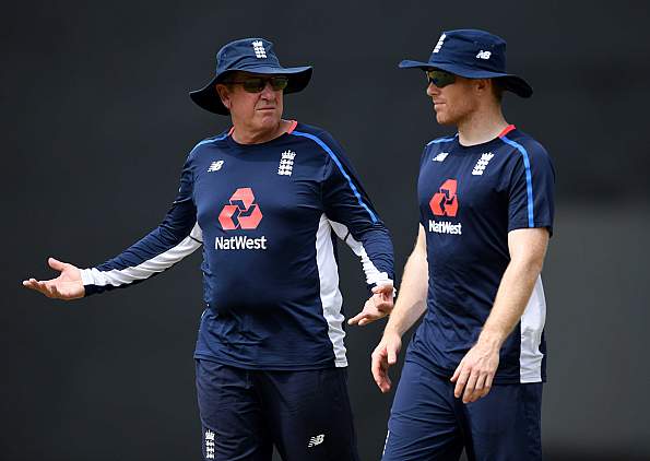Head coach Trevor Bayliss and skipper Eoin Morgan | Getty