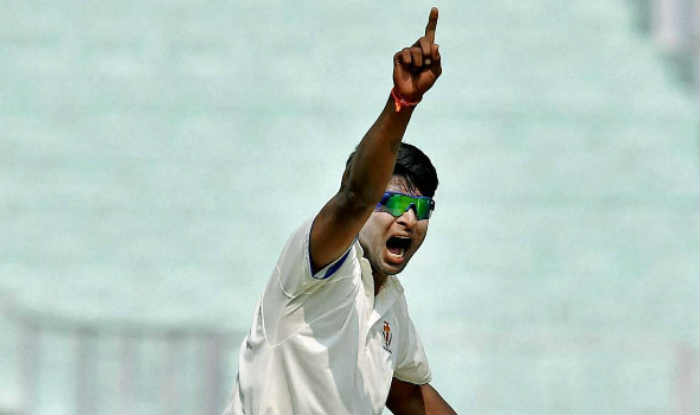 K Gowtham picked 3 wickets while Chahar and Saini picked two each