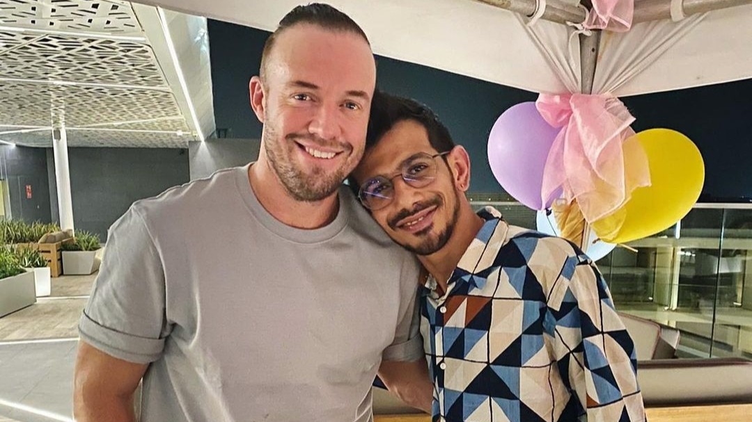 AB de Villiers and Yuzvendra Chahal | X