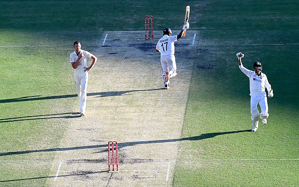 Rishabh Pant and Navdeep Saini celebrating | GETTY