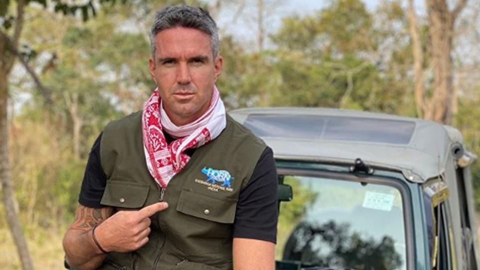 WATCH - Kevin Pietersen urges everyone to sign the petition to stop illegal wildlife trade