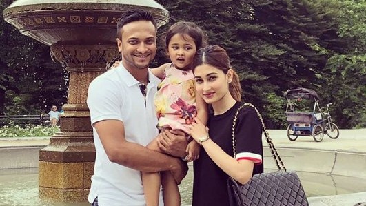 WATCH- Shakib Al Hasan says, “Painful to not see my daughter, but the sacrifice is necessary,” after being isolated in USA