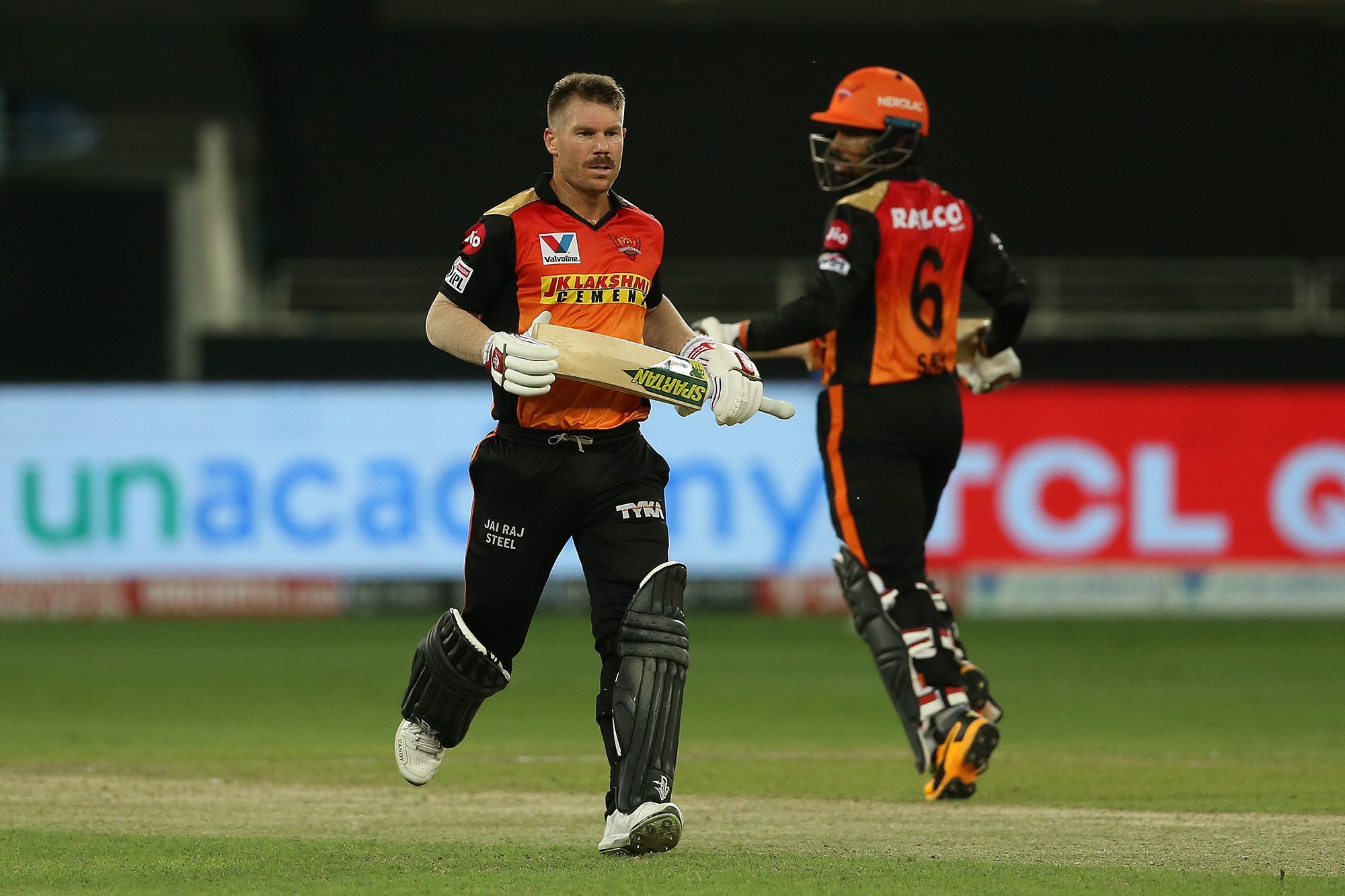 Birthday boy David Warner made 66 and added 106 for first wicket with Saha | BCCI/IPL